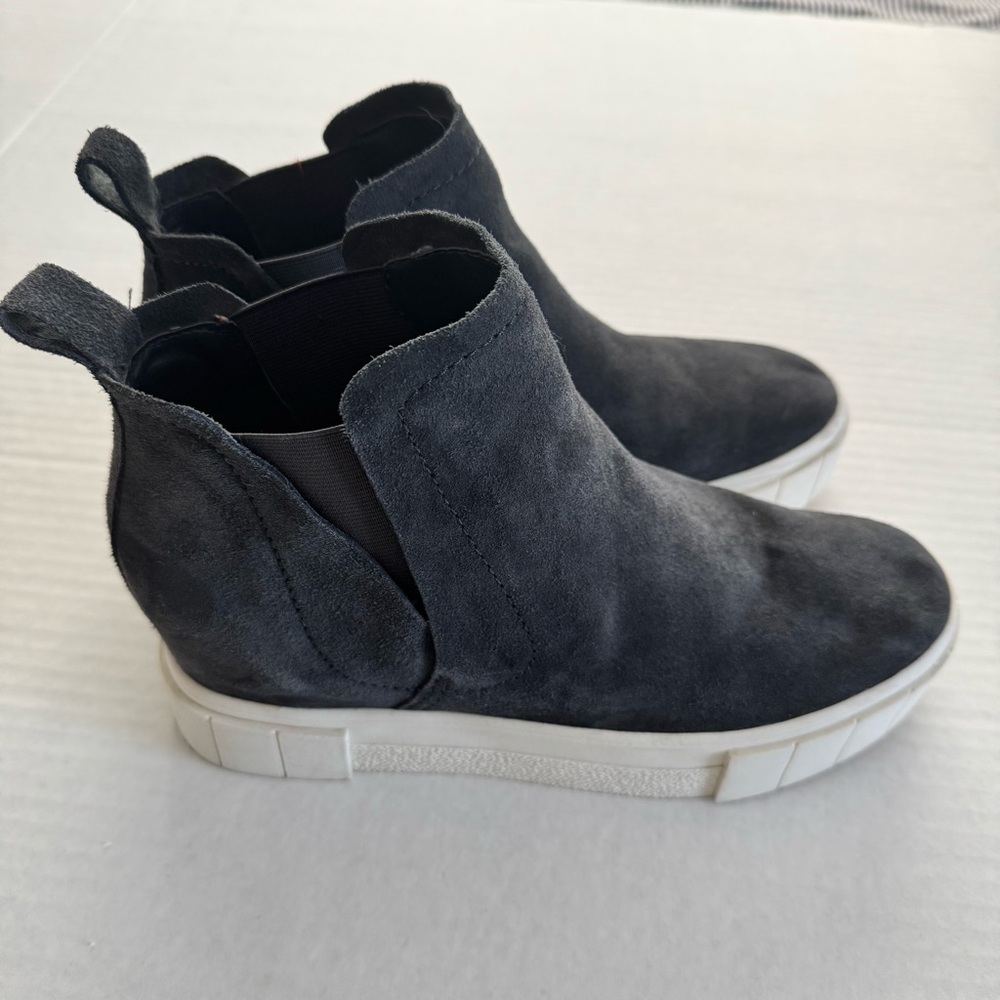 DOLCE VITA Zabe Booties